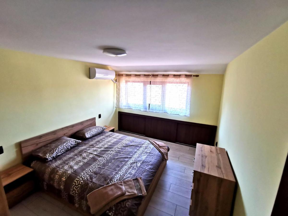 Balkan View Apartment Vratsa Esterno foto